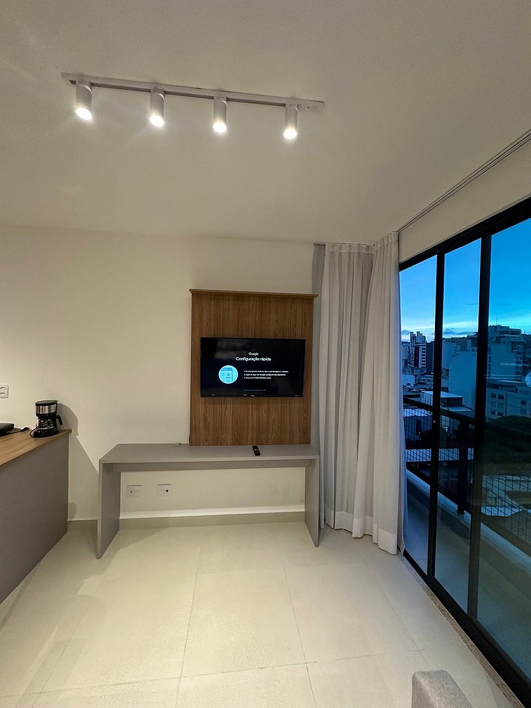 Studio New York com ar e varanda - São Mateus