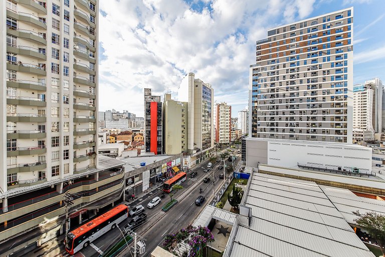 Studio Pink com ar, varanda, academia e piscina