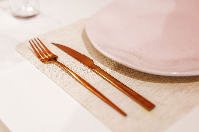 Studio Pink com ar, varanda, academia e piscina